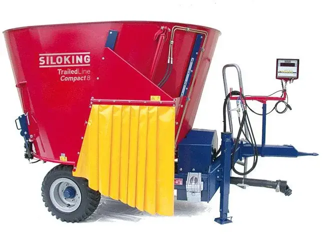 Прицепной смеситель-кормораздатчик SILOKING TrailedLine Classic Compact 14м³