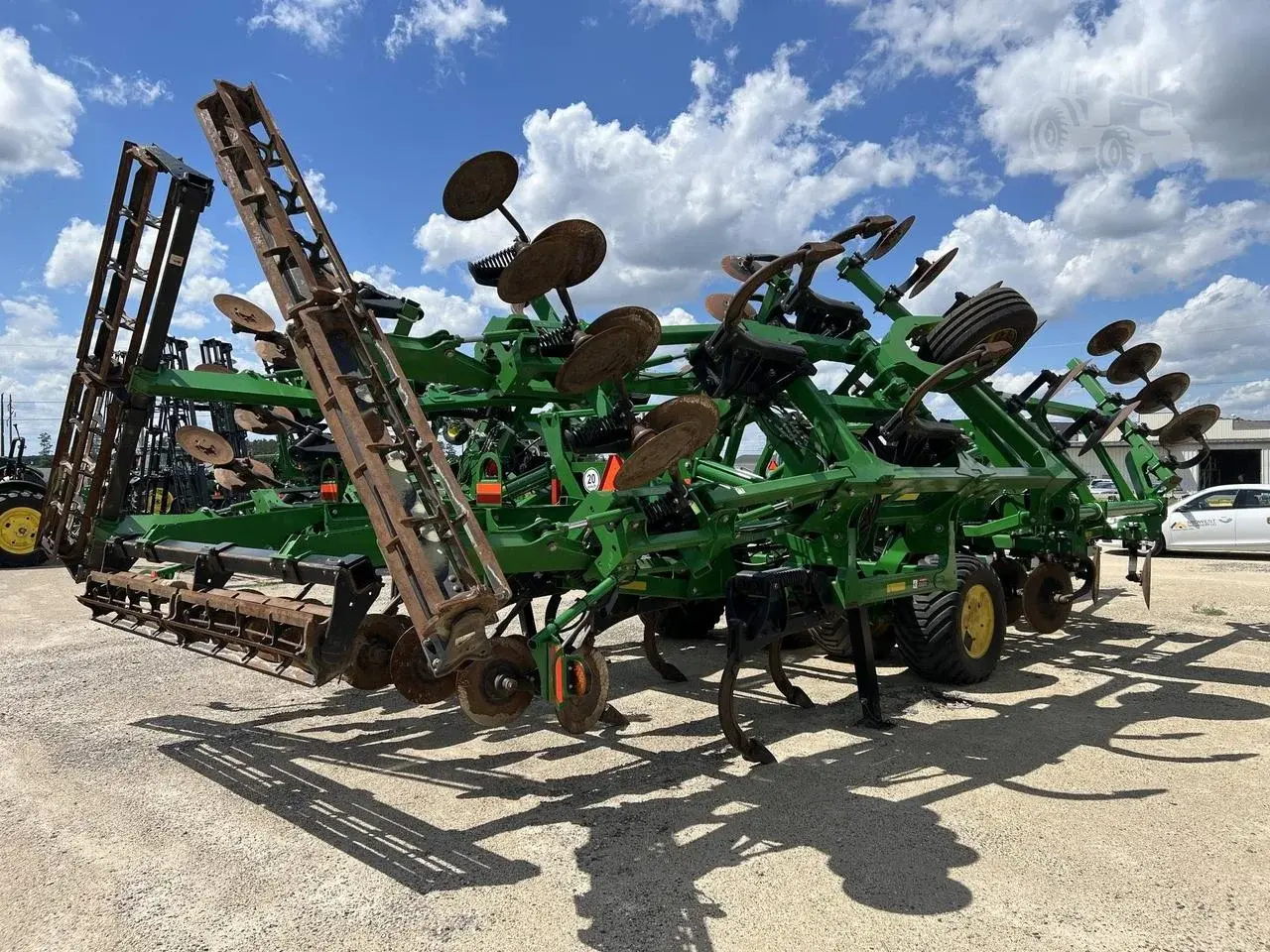 Глубокорыхлитель John Deere 2730 (11 стоек) (6.7 м) (2023) Код: ГЛ0159