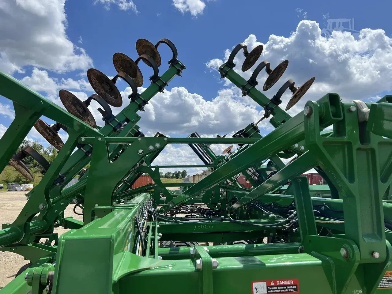 Глубокорыхлитель John Deere 2730 (11 стоек) (6.7 м) (2023) Код: ГЛ0159
