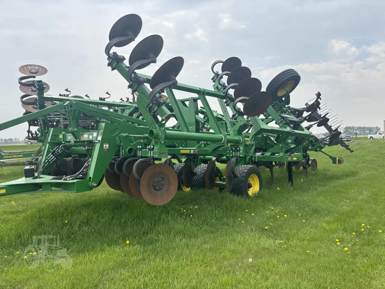 Глубокорыхлитель John Deere 2730 (11 стоек) (6.7 м) (2022) Код: ГЛ0143