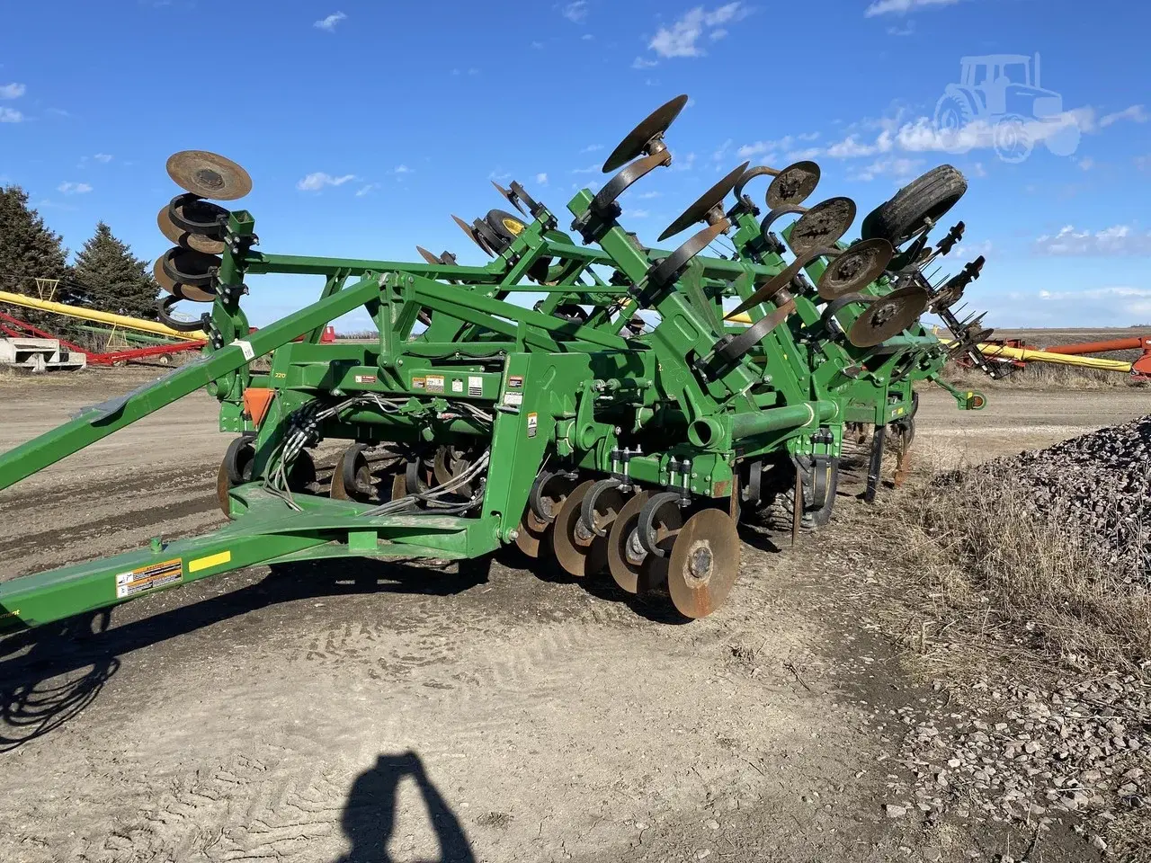 Глубокорыхлитель John Deere 2730 (11 стоек) (6.7 м) (2022) Код: ГЛ0141