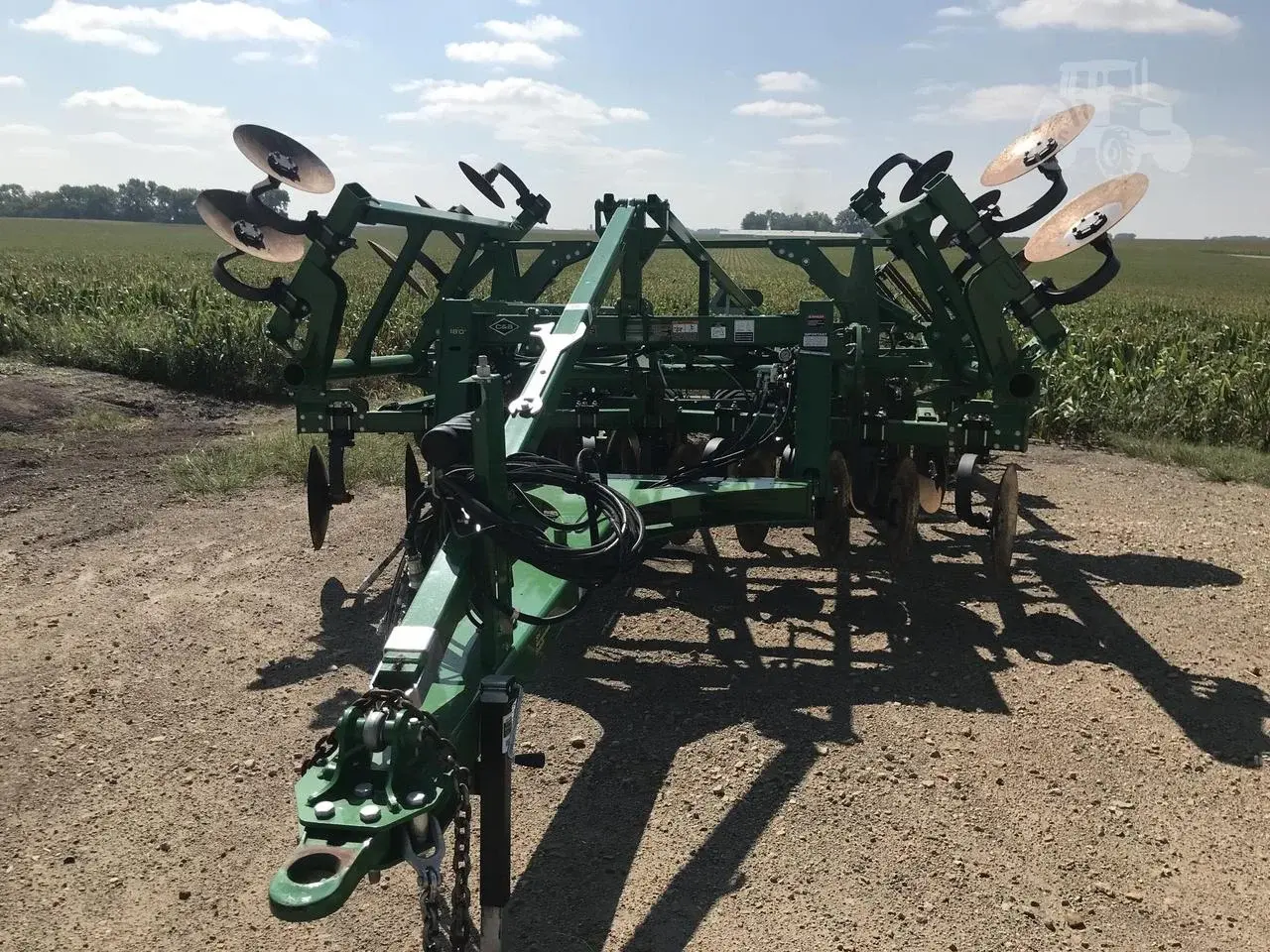 Глубокорыхлитель John Deere 2730 (9 стоек) (5.5 м) (2022) Код: ГЛ0130