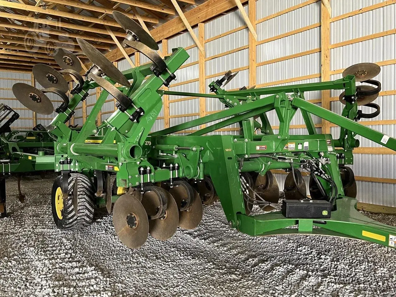Глубокорыхлитель John Deere 2730 (9 стоек) (5.5 м) (2015) Код: ГЛ0127