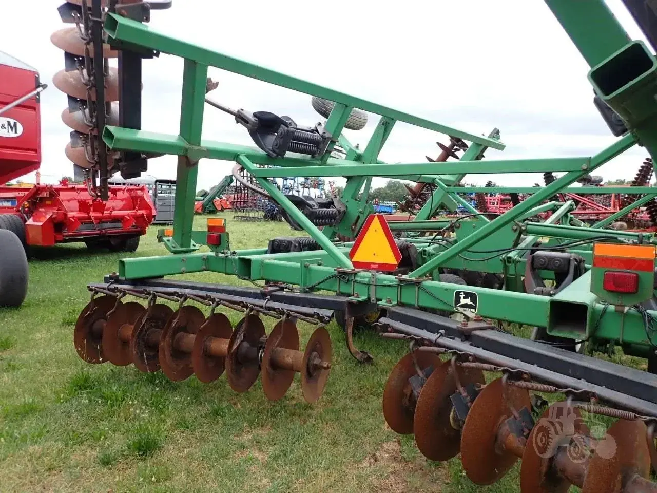 Глубокорыхлитель John Deere 512 (7 стоек) (5.4 м) Код: ГЛ0108