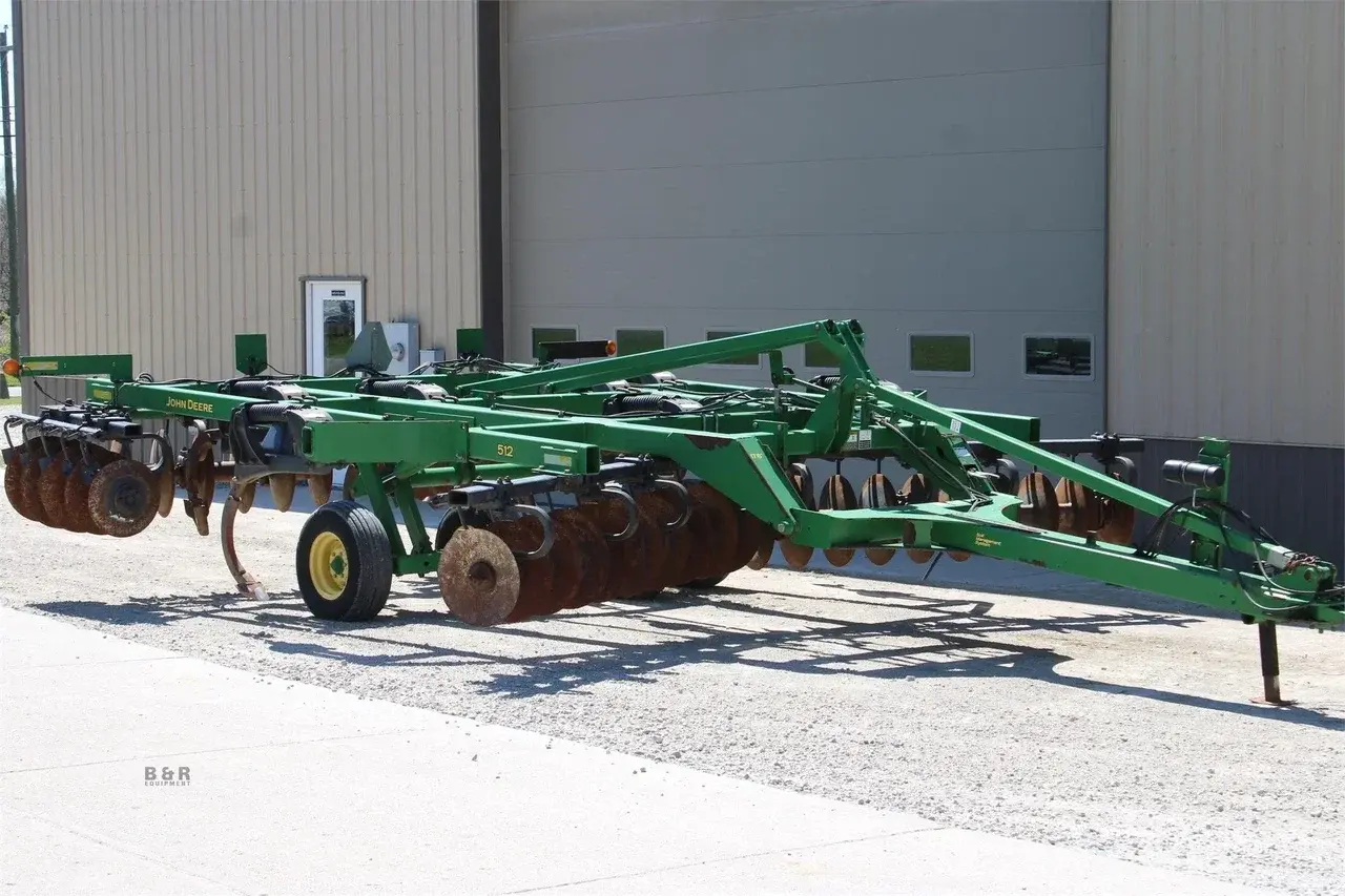 Глубокорыхлитель John Deere 512 (7 стоек) (5.4 м) (2011) Код: ГЛ0105