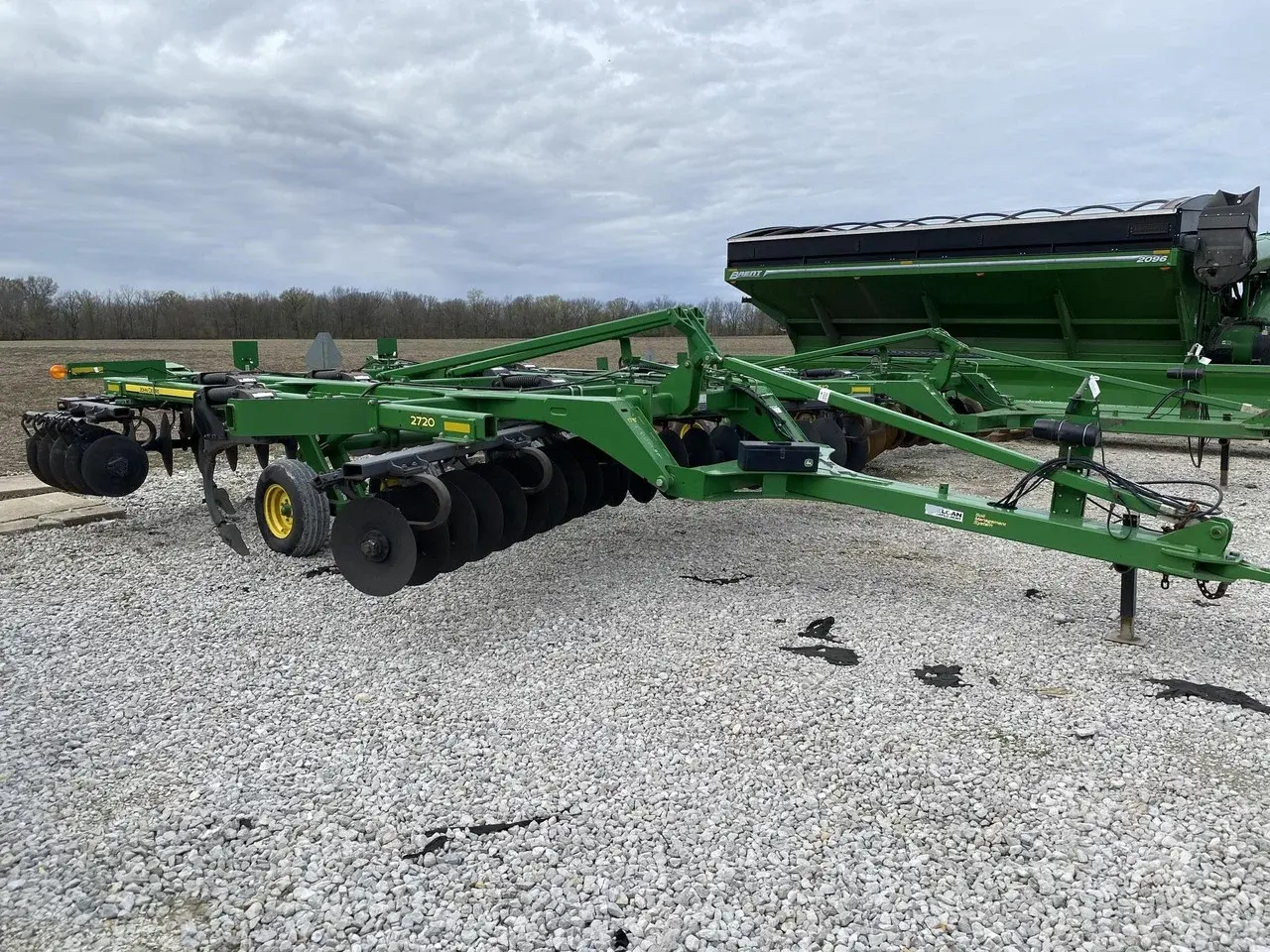 Глубокорыхлитель John Deere 2720 (5.4 м) (7 стоек) Код: ГЛ0082