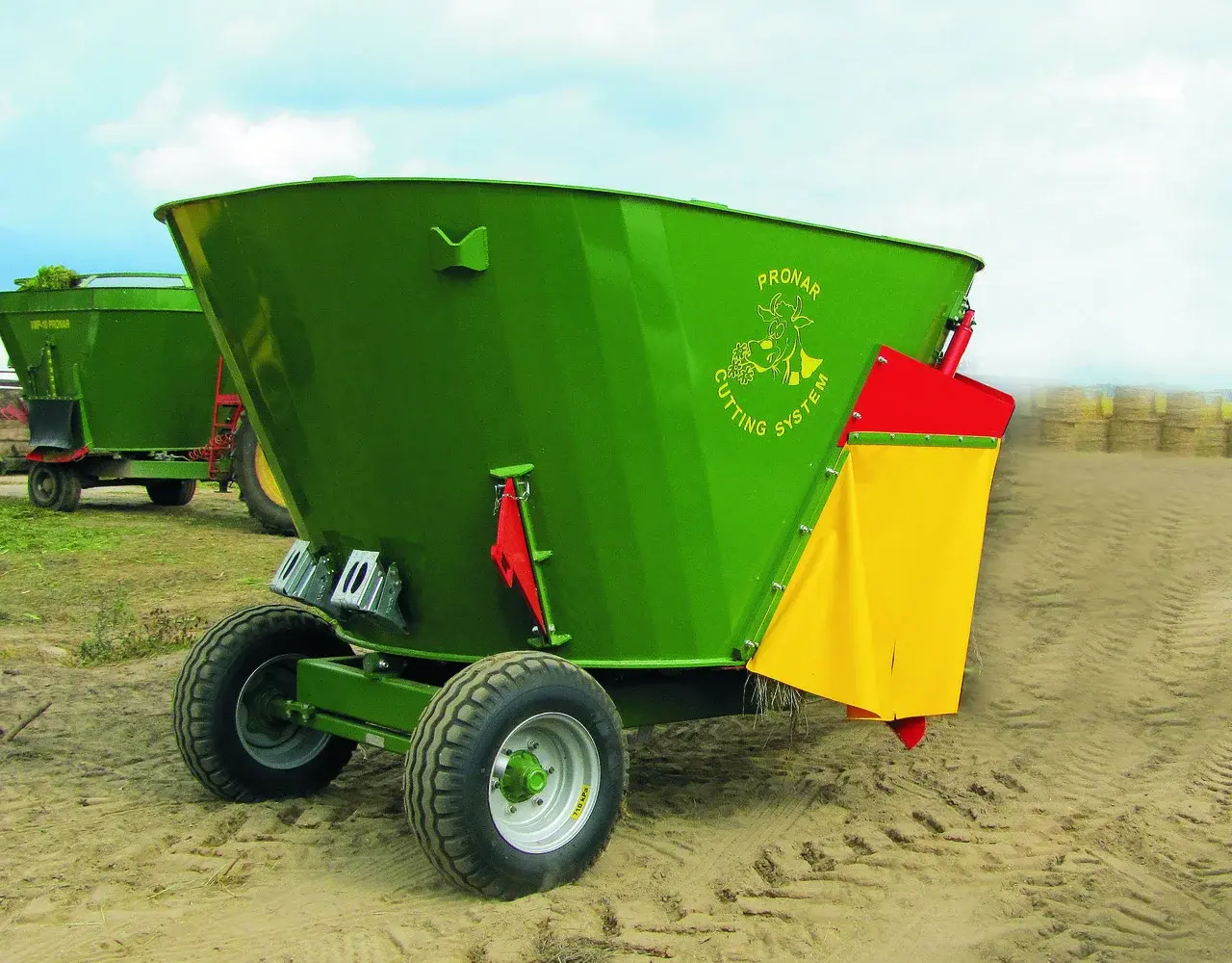 Кормораздатчик Pronar Asia VMP5S