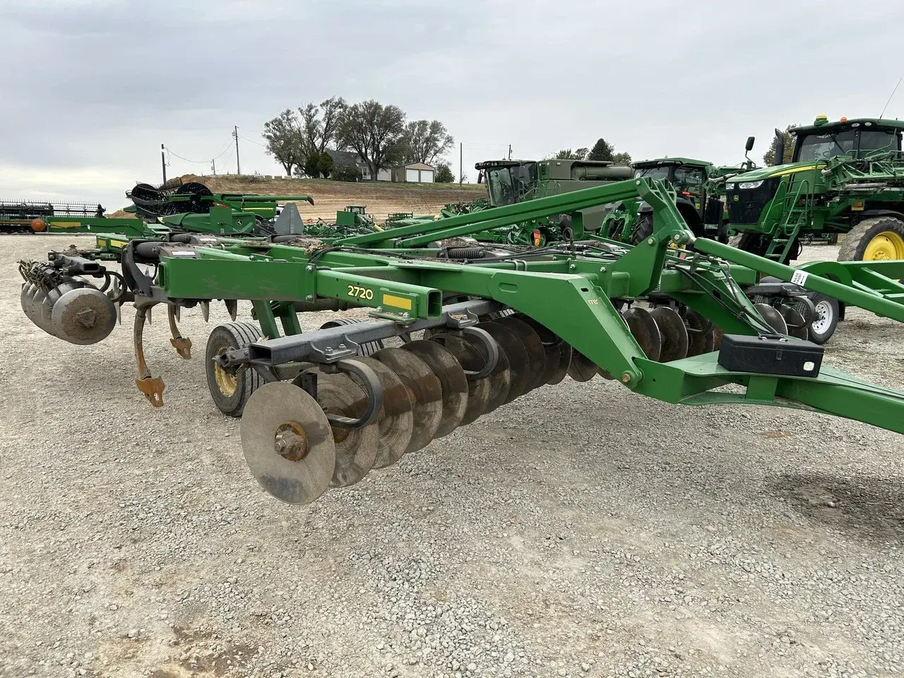 Глубокорыхлитель John Deere 2700 (9 стоек) Код: ГЛ0078