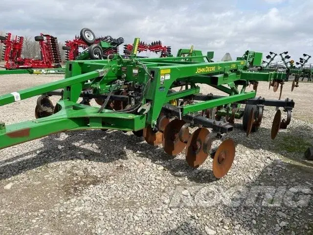 Глубокорыхлитель John Deere 2700 (5.4 м) (7 стоек) Код: ГЛ0074