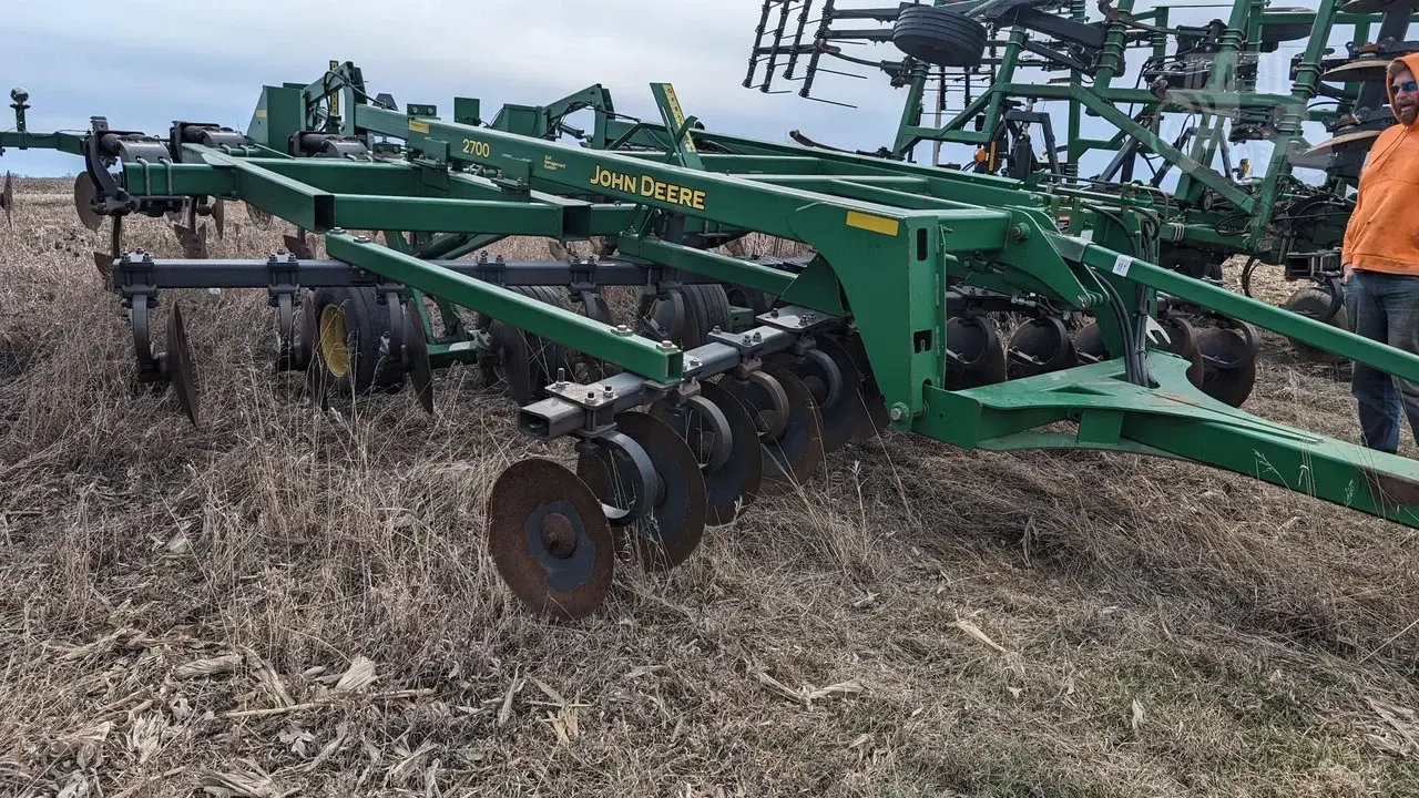 Глубокорыхлитель John Deere 2700 (5.4 м) (7 стоек) Код: ГЛ0074