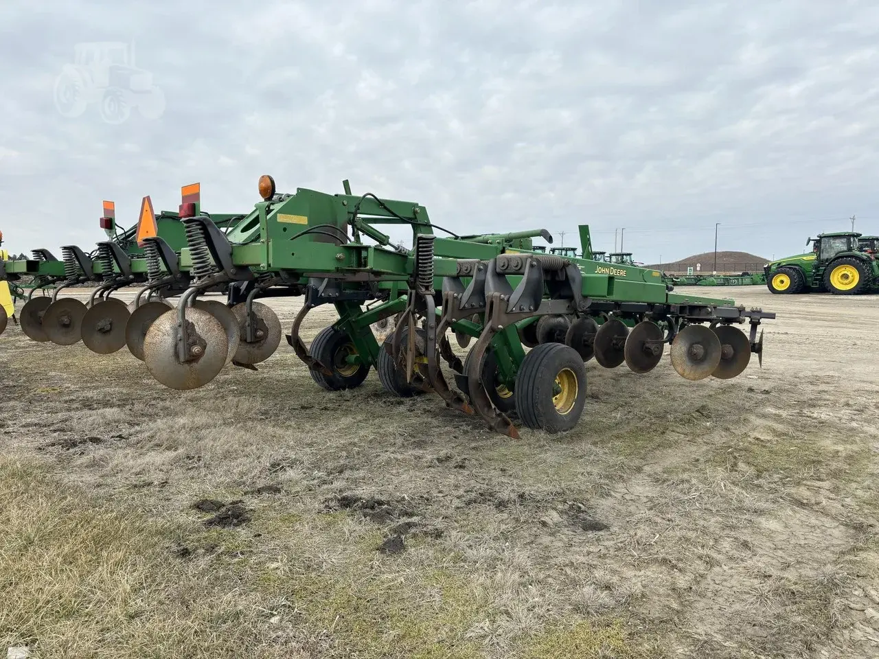Глубокорыхлитель John Deere 2700 (5.4 м) (7 стоек) Код: ГЛ0072