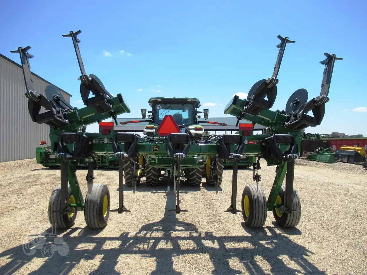 Глубокорыхлитель John Deere 2100 (9 стоек) Код: ГЛ0062