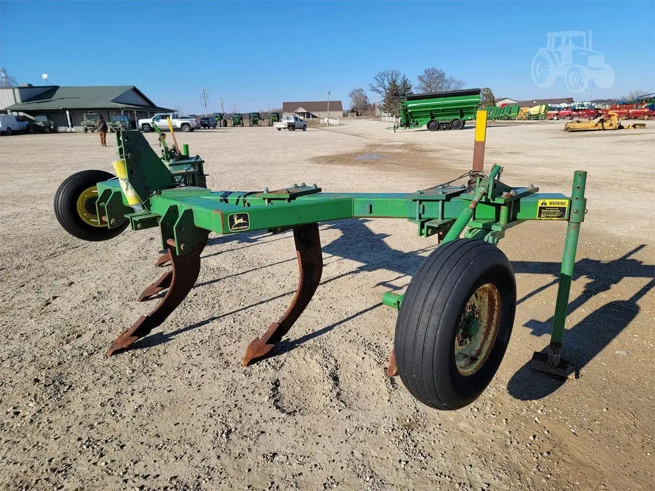 Глубокорыхлитель John Deere 915 (5 стоек) Код: ГЛ0047