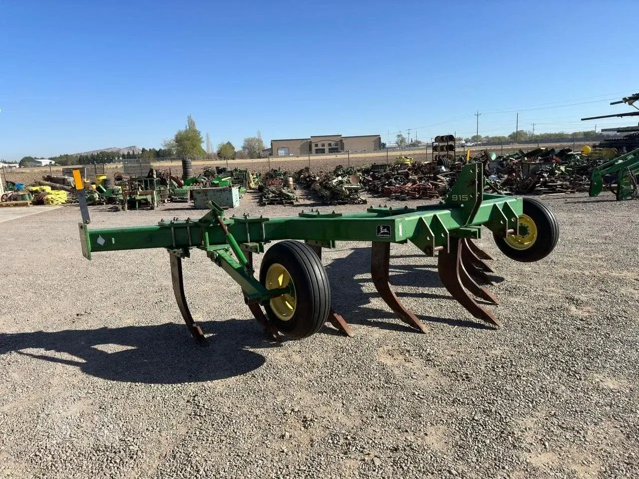 Глубокорыхлитель John Deere 915 (9 стоек) Код: ГЛ0040
