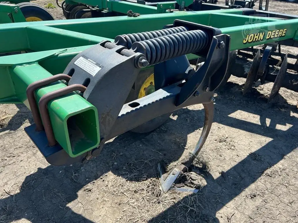 Глубокорыхлитель John Deere 510 (5.4 м) Код: ГЛ0029