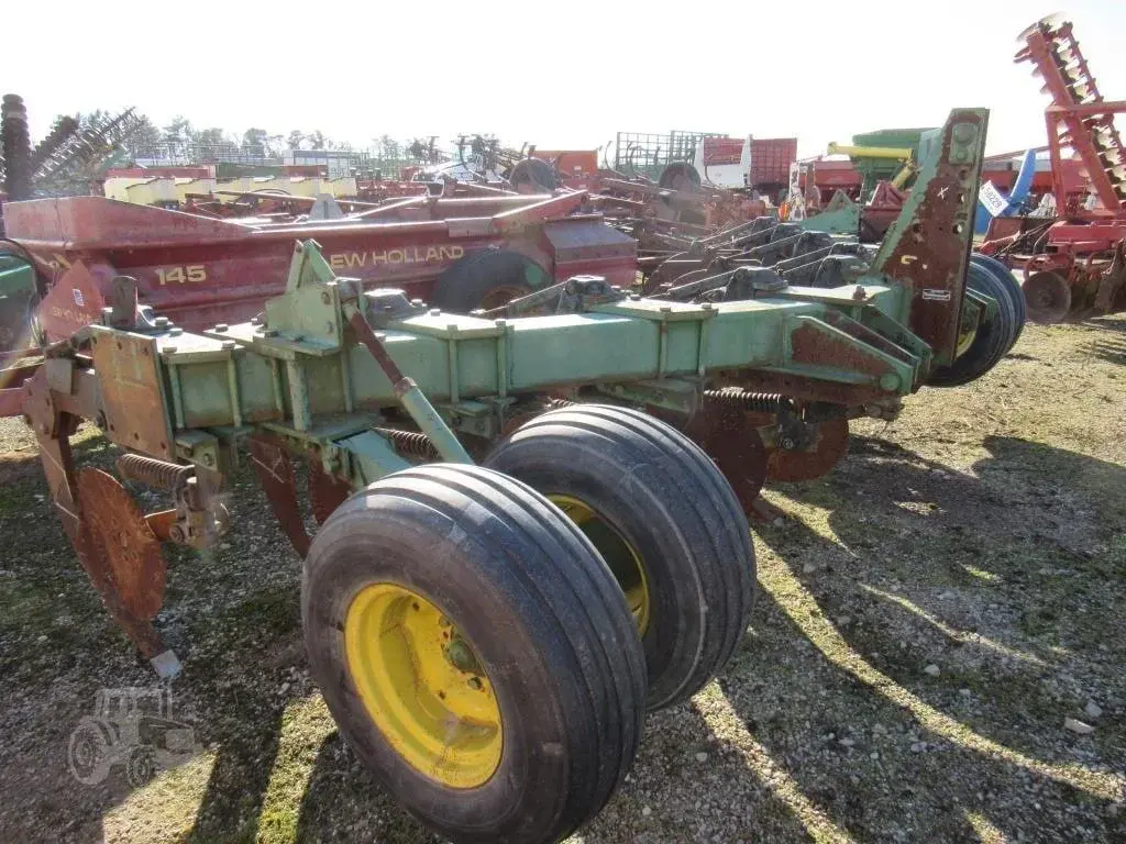 Глубокорыхлитель John Deere 910 Код: ГЛ0017