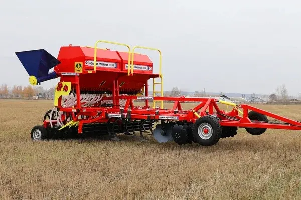 Комбинированный посевной комплекс "Agrator - combi" 11000